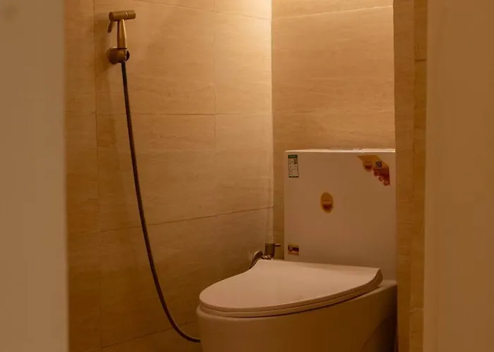 Cozy Queen With Ac & Free Wi-fi Bed and breakfast
