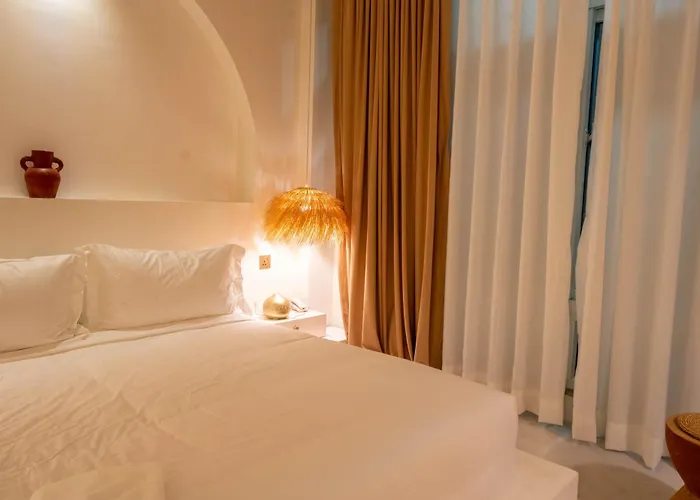 Cozy Queen With Ac & Free Wi-fi Bed and breakfast *